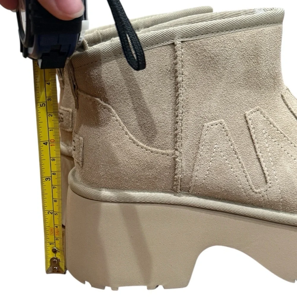 New UGG‎ W Ultra Mini New Heights Sunwave Mustard Seed Boots Sz 8 Neutra